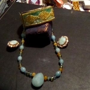 GlassNecklace clip earrings and sequences and bead deco bracelet set Turquoise